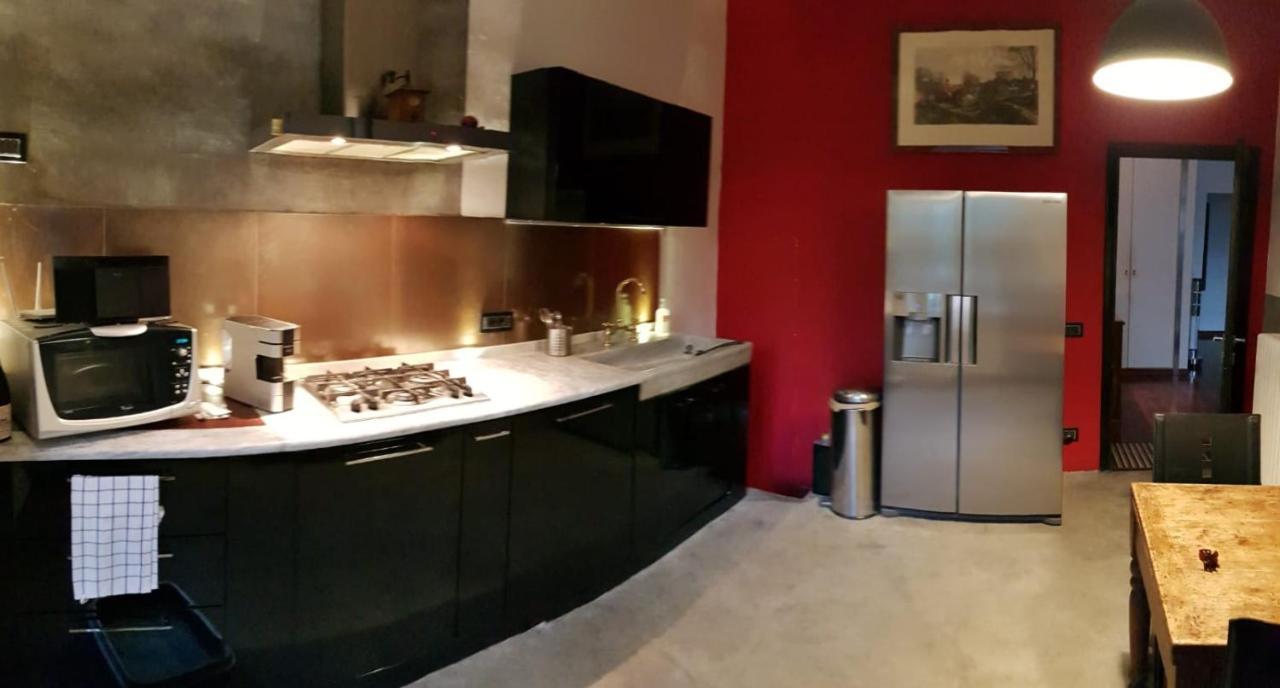La Casa Con Piscina Riscaldata Interna Anna Luxury Garden Apartment Pisa Exterior photo